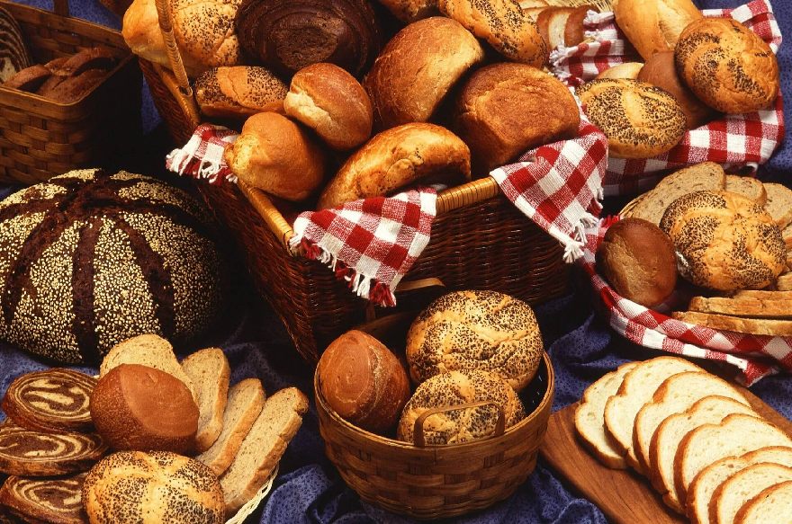 Lekceres maizītes groziņos, garšīgas un pasniegtas svaigi no cepeškrāsns.
